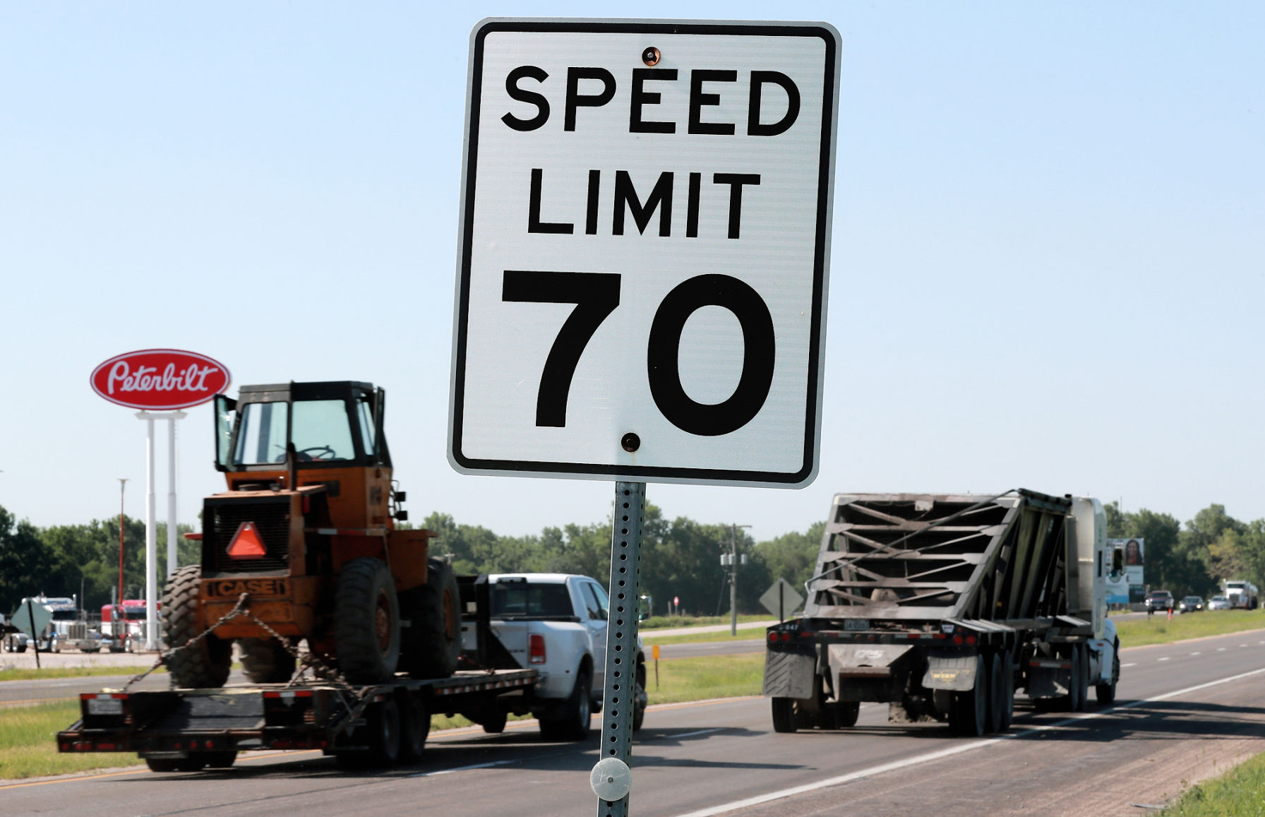 063019_281SpeedLimit02_bjs.JPG
